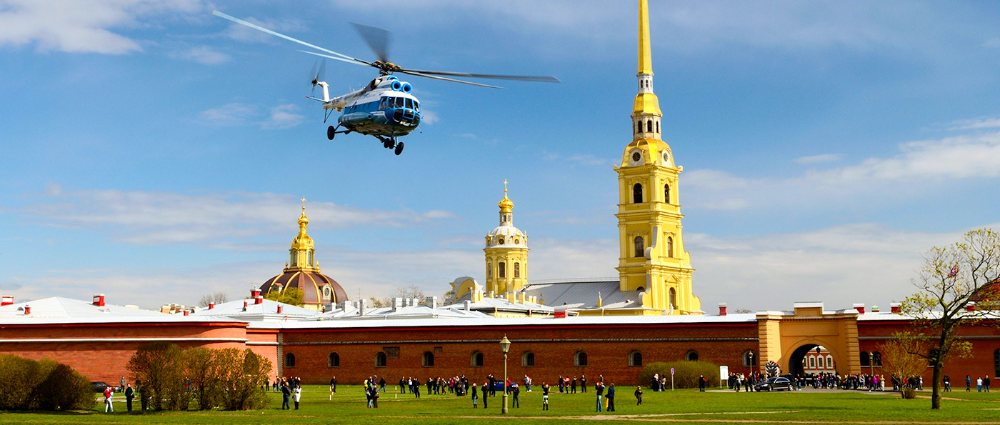 полет на вертолете в Санкт-Петербурге